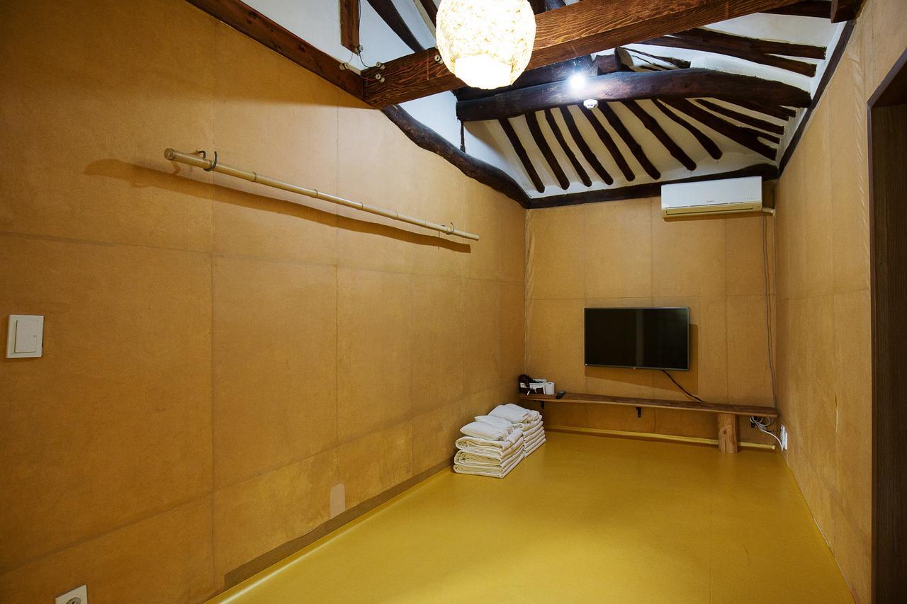 Sosohan Hanok Jeonju Εξωτερικό φωτογραφία