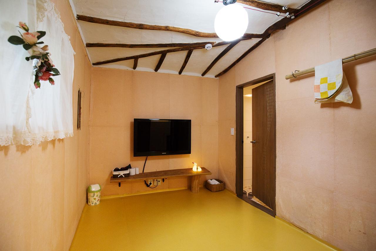 Sosohan Hanok Jeonju Εξωτερικό φωτογραφία